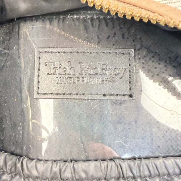 Trish McEvoy Light Beige Cream Reptile Skin Makeup Planner Travel Toiletries - Picture 4 of 7